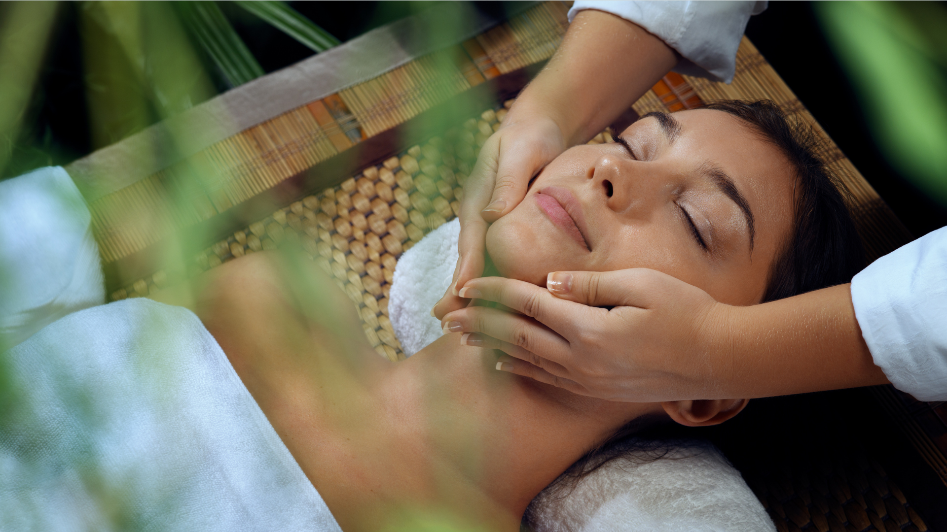 Can Facial Massagers Really Reduce Wrinkles? Here’s What Science Says