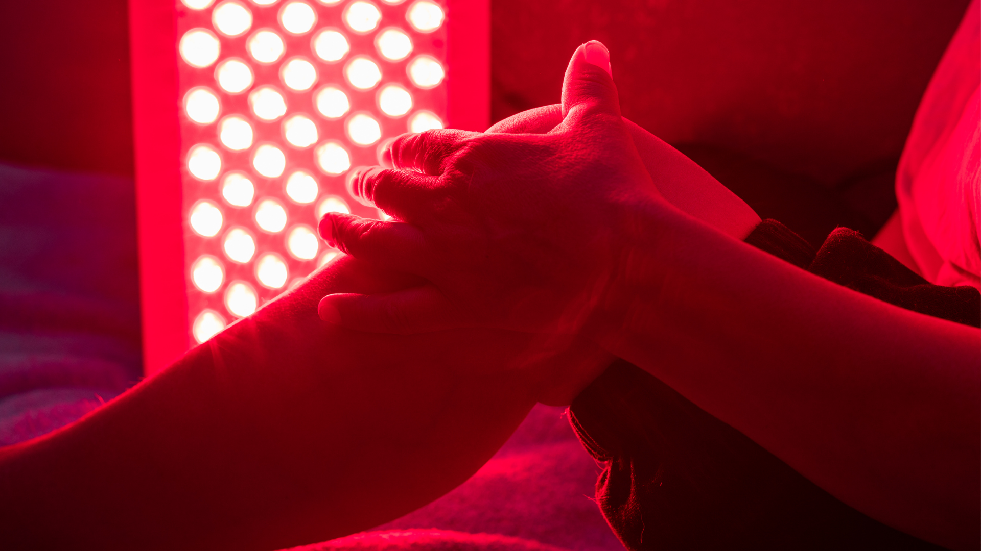 Is Red Light Therapy Safe? A Dermatologist-Aligned Breakdown